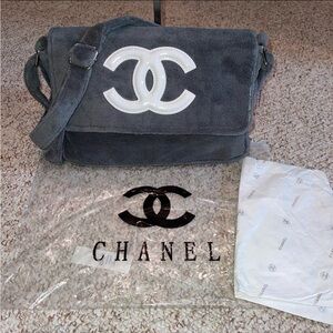 CHANEL Dark Gray crossbody/shoulder bag GWP